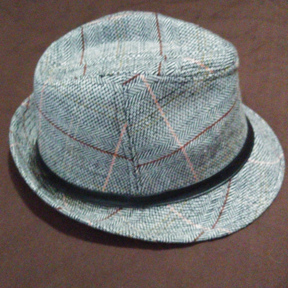 Fedora - Picture 4 of 5
